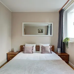 2br-apt-liska-10-center-smarttv.warsawhotelspoland.com/