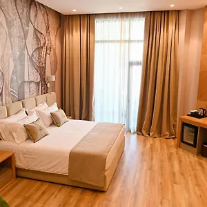 White Hill Hotel, & Conferences Durrës